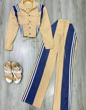 Chándal con detalles de vaqueros