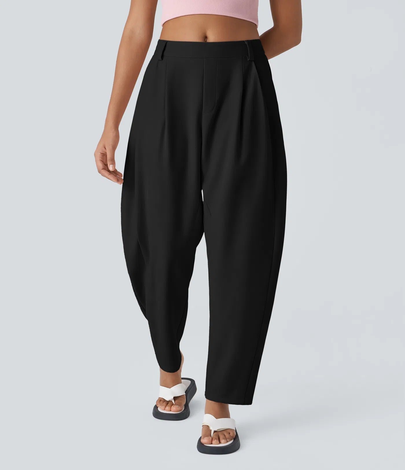 Pantalón oficina pierna barril bolsillo lateral plisado tiro medio