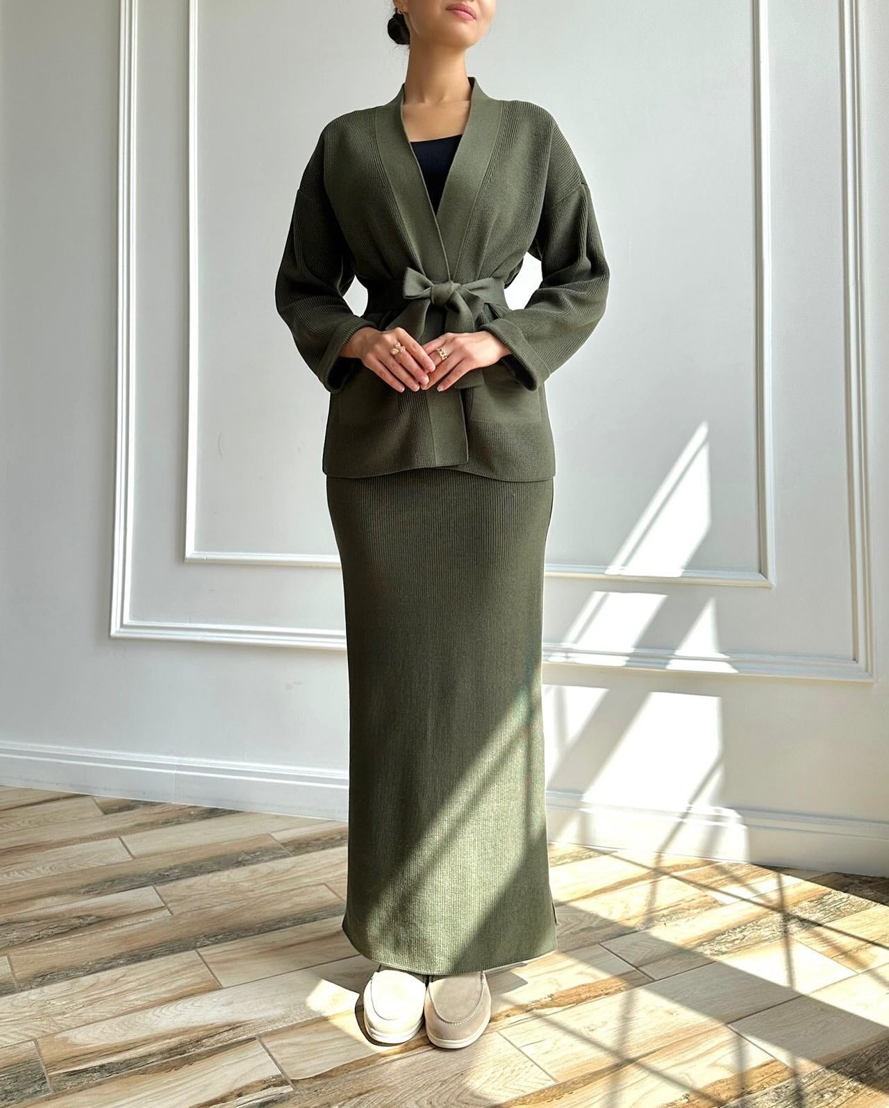 Conjunto de Falda y Suéter