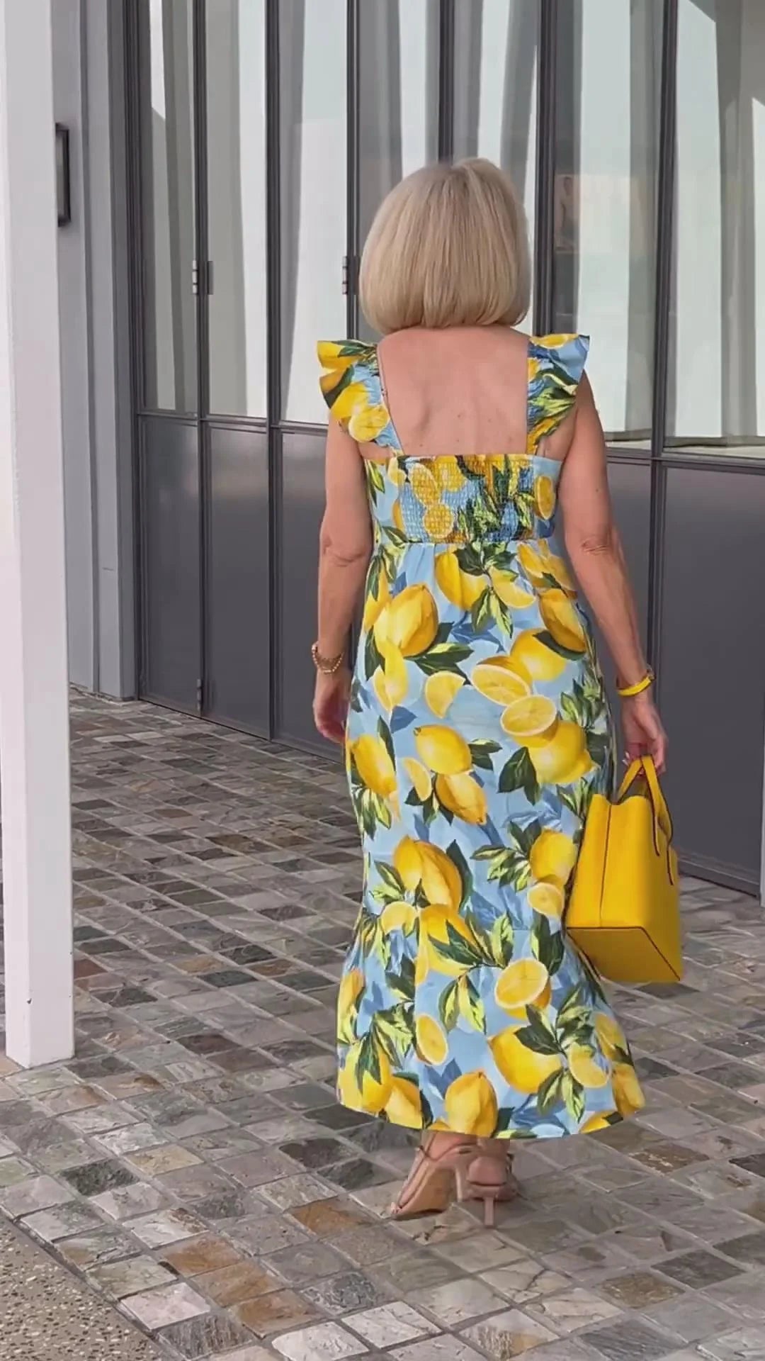 Vestido túnica con estampado de limones