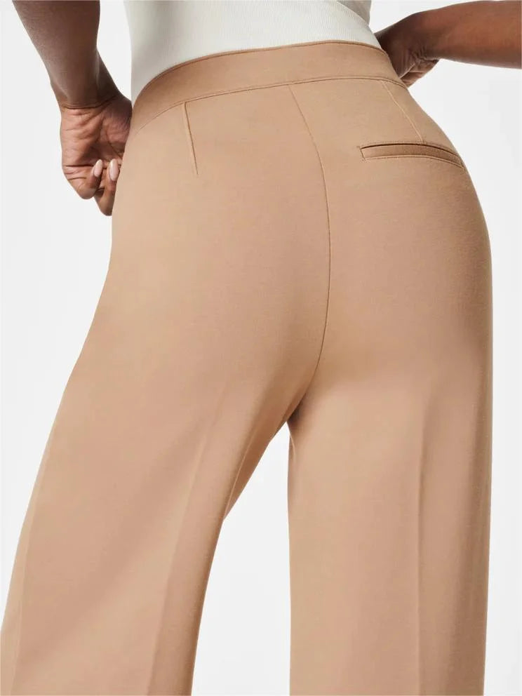 PANTALÓN DE PIERNA ANCHA CON BOTONES