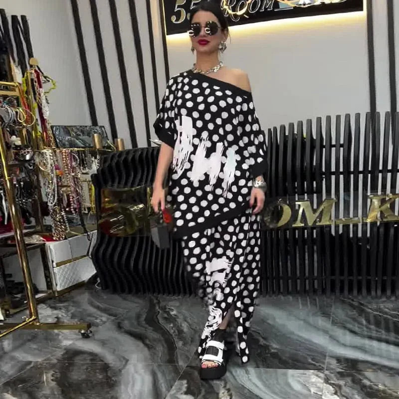 Conjunto Con Estampado De Lunares