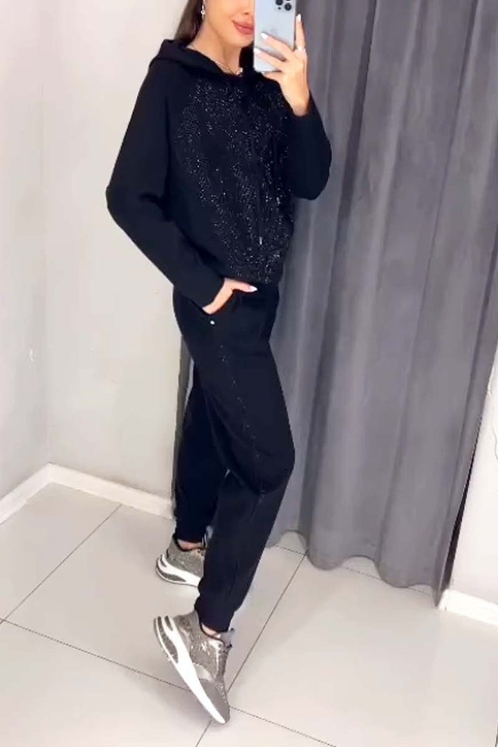 Chándal con capucha