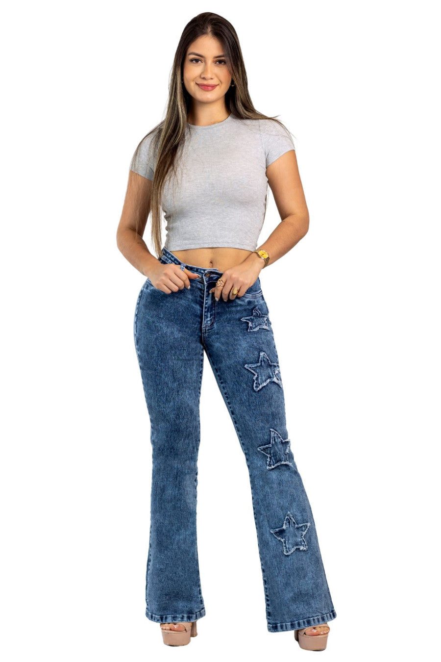 Vaqueros acampanados con estrellas